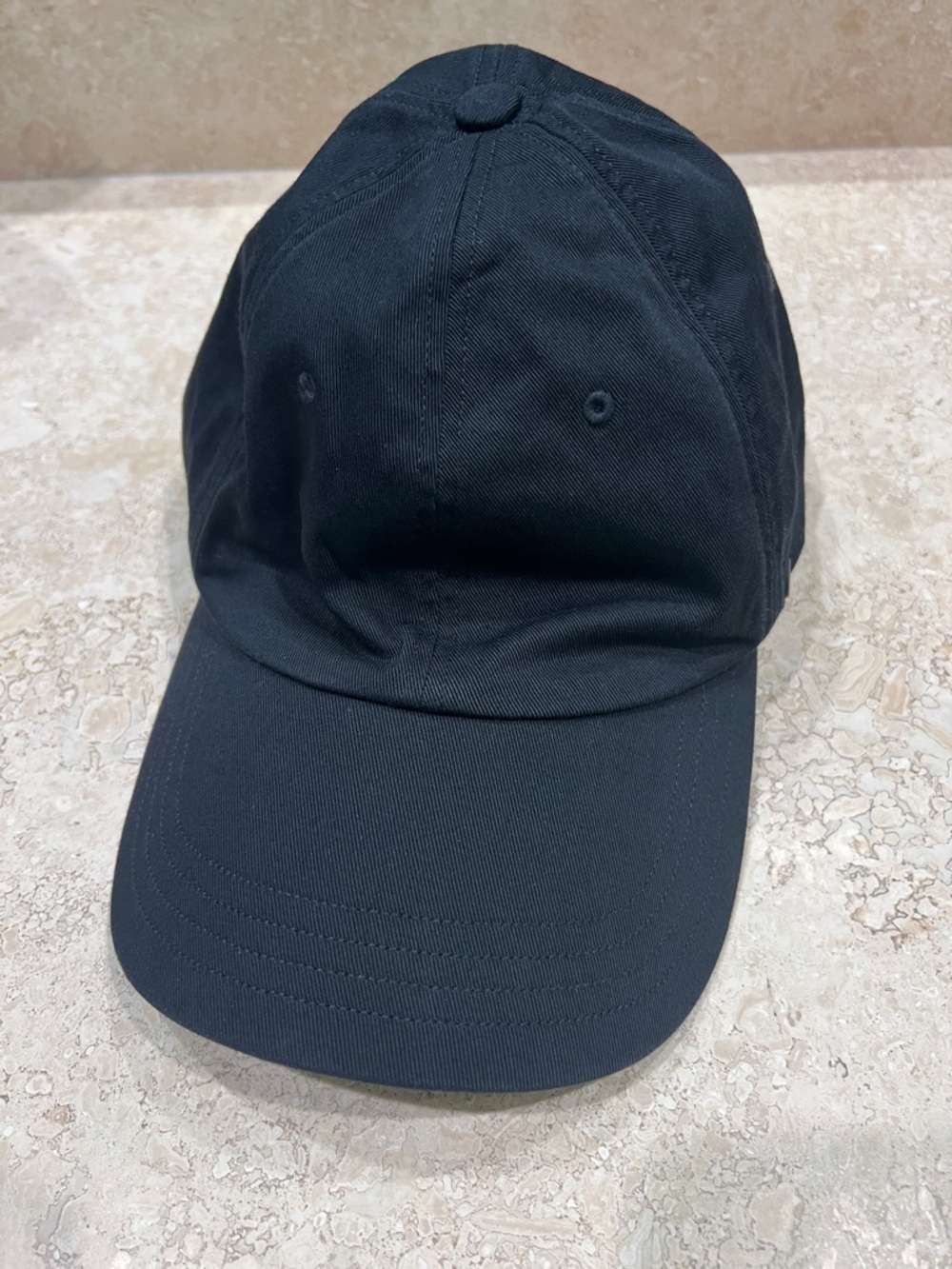 Lululemon Classic Ball Cap, black, size S/M - Picture 3 of 6